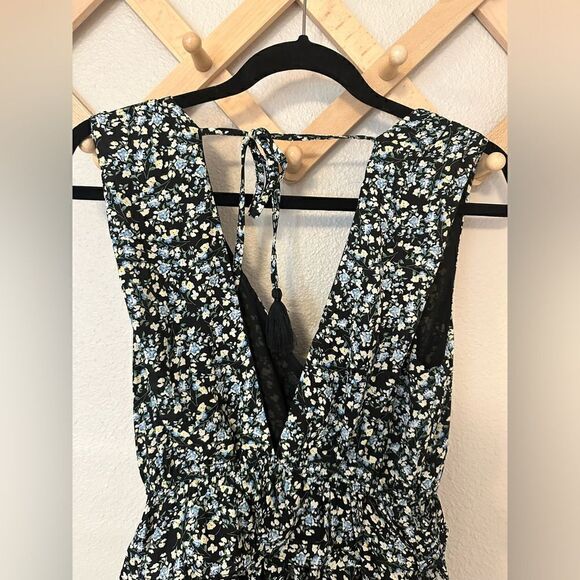 Lulus Spring in Your Step Black Floral Print Tiered Maxi Dress - Picture 4 of 10